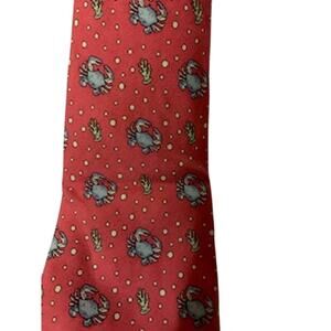 Vineyard Vines 100% Silk Coral with Crabs Men's Tie 51 length